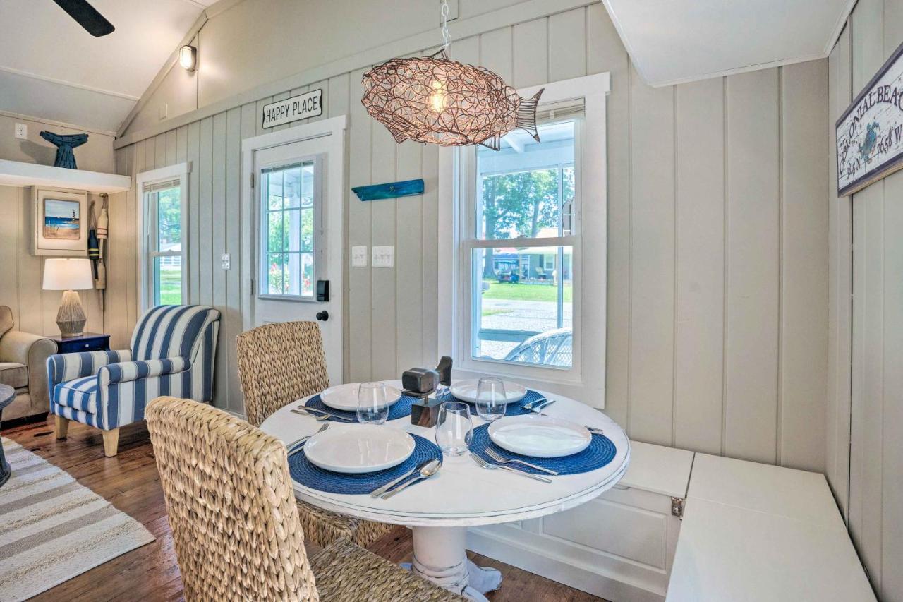 Chic Cottage With Private Yard Steps To Beach! Colonial Beach Exterior photo